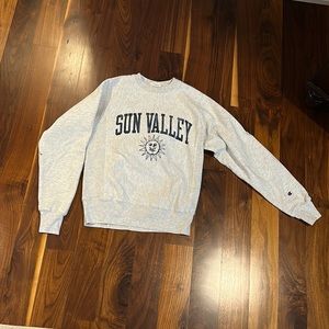 VERY BIG AND SOFT SUN VALLEY GRAPHIC CHAMPION CREWNECK